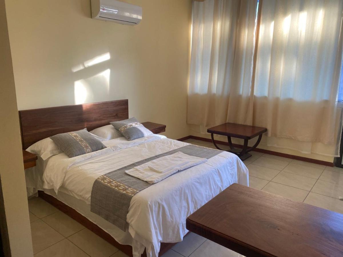 Villa Garita Inn Екстериор снимка