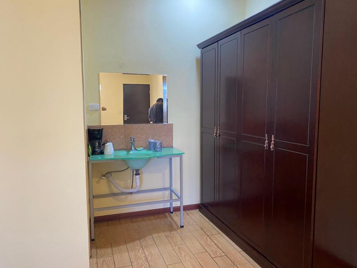 Villa Garita Inn Екстериор снимка