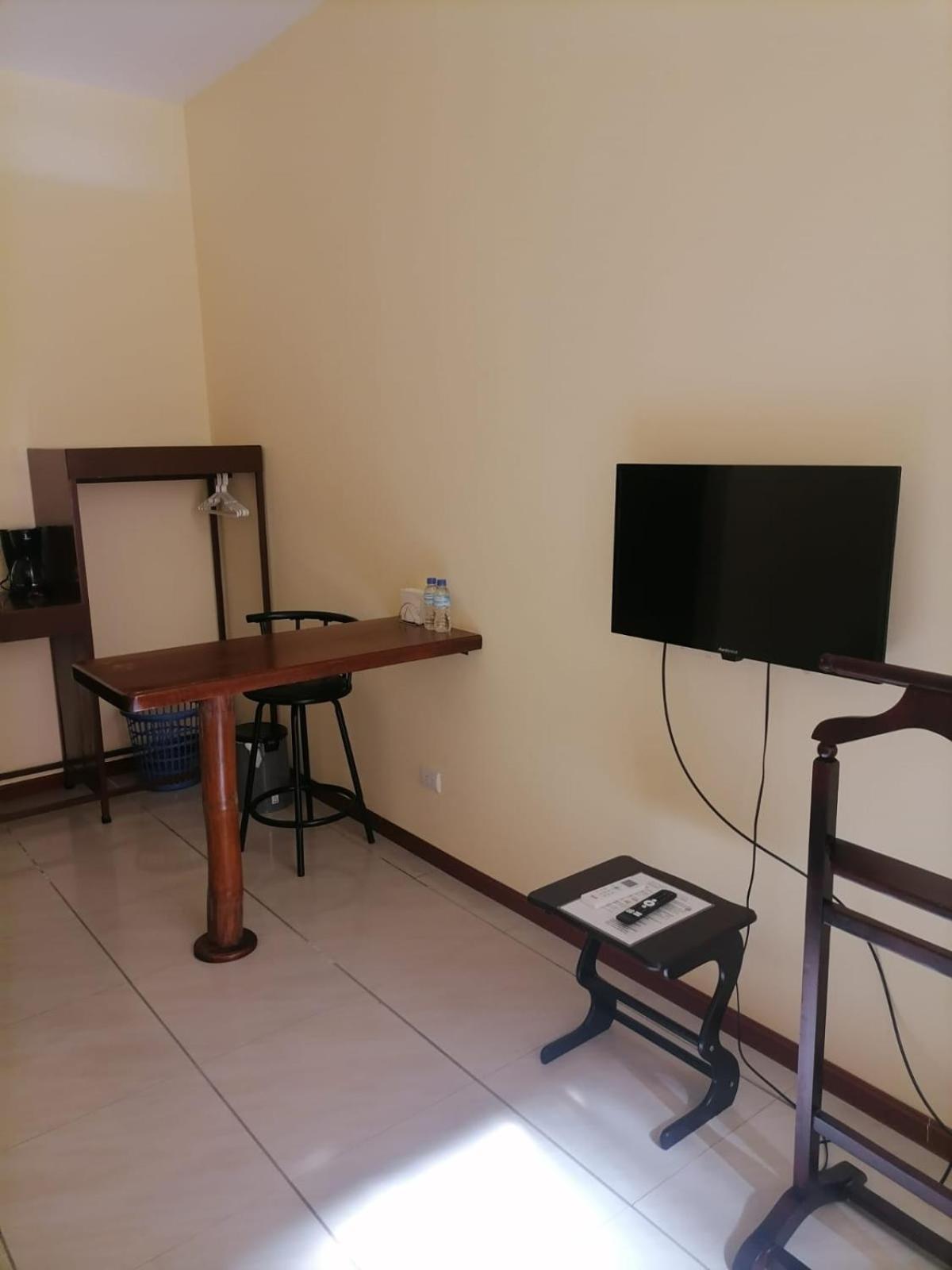 Villa Garita Inn Екстериор снимка