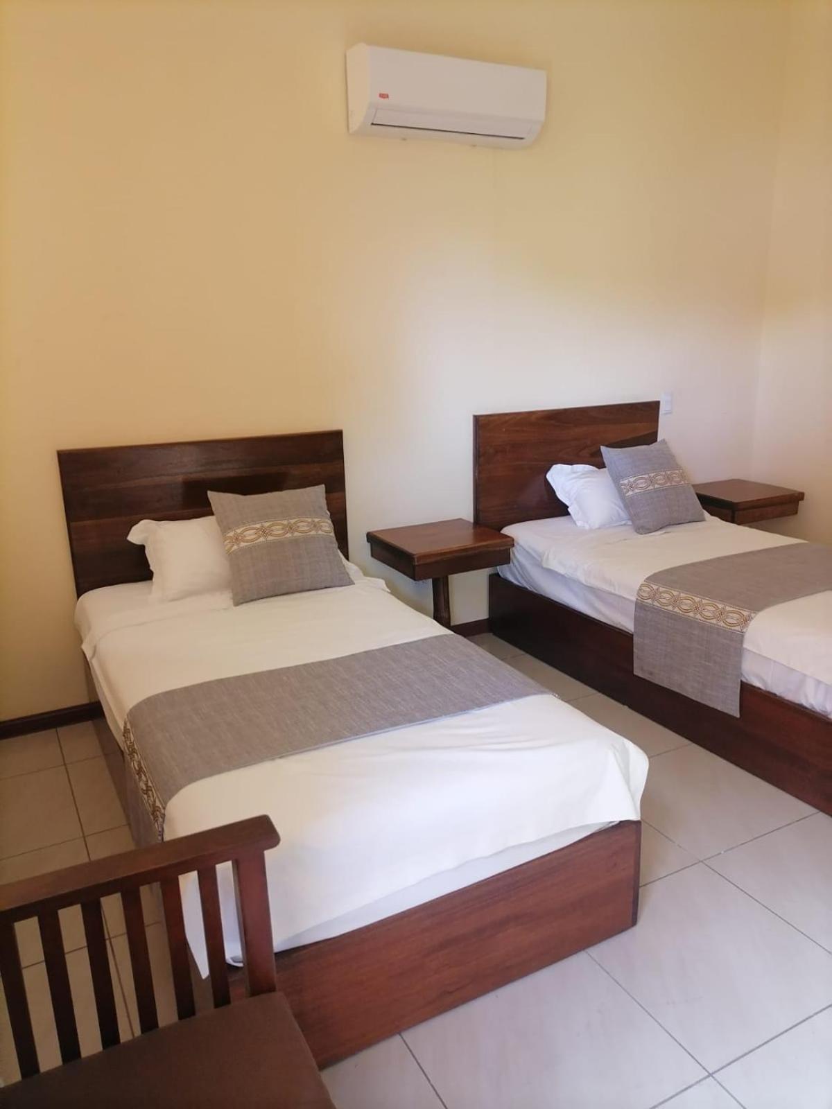 Villa Garita Inn Екстериор снимка