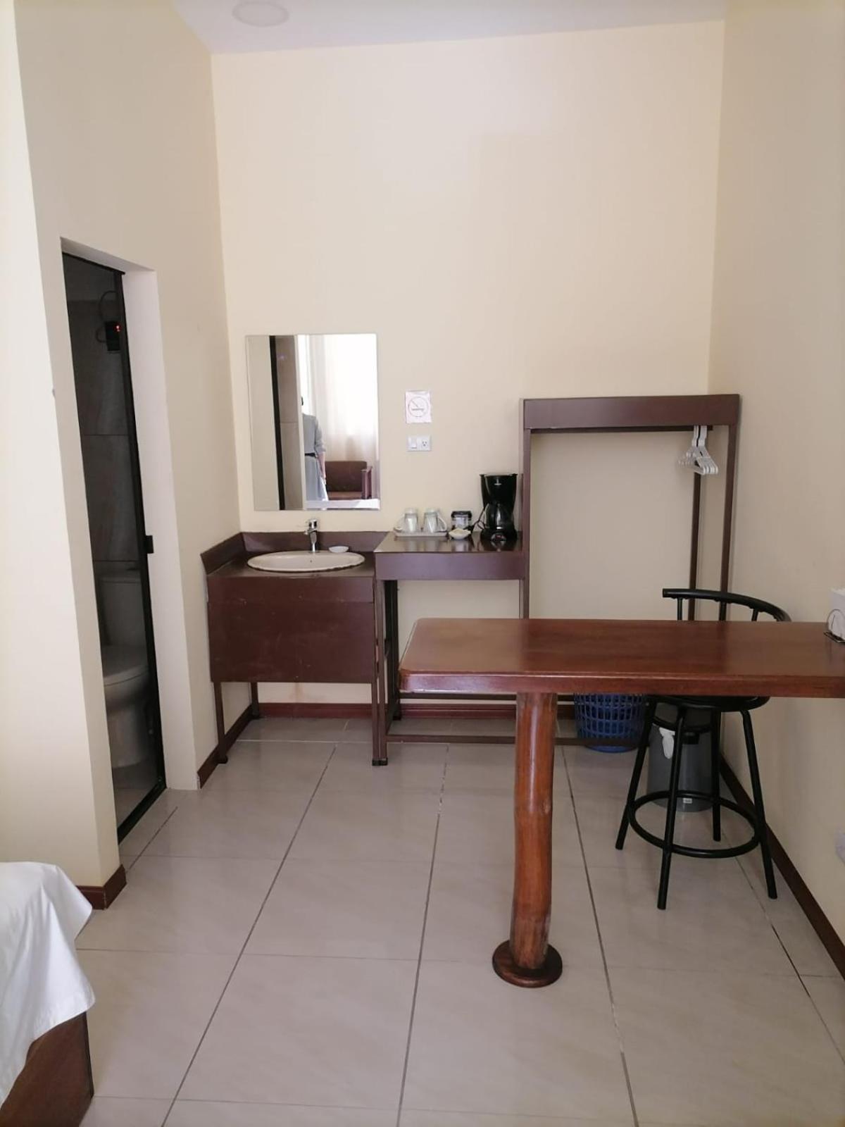 Villa Garita Inn Екстериор снимка