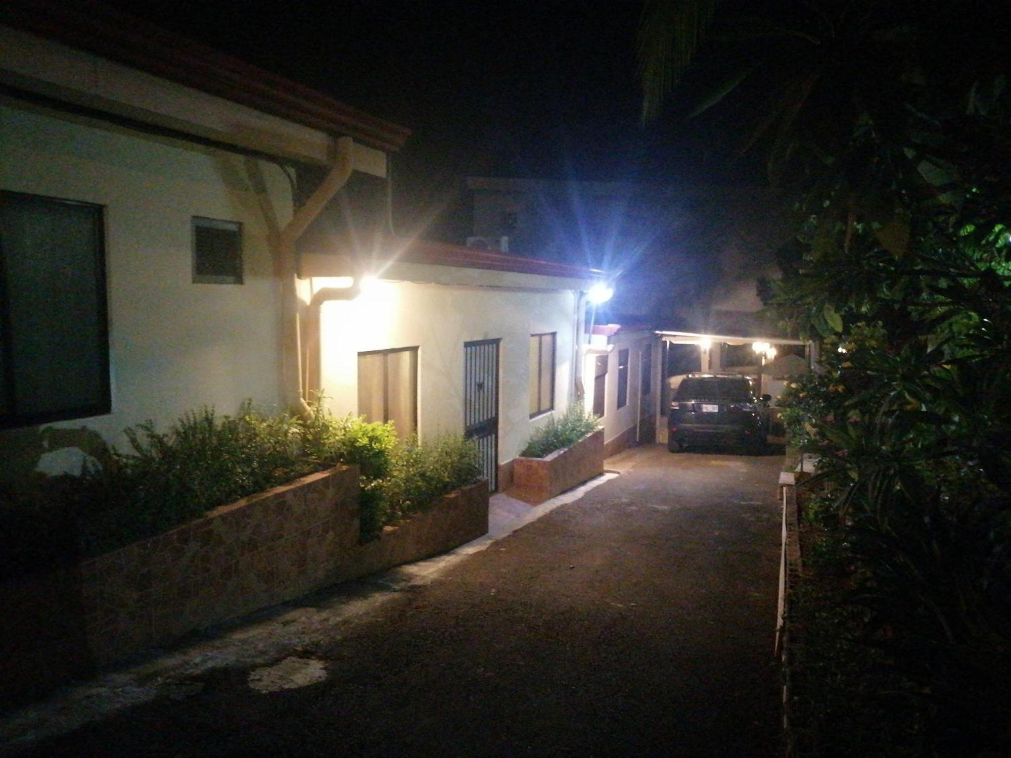 Villa Garita Inn Екстериор снимка