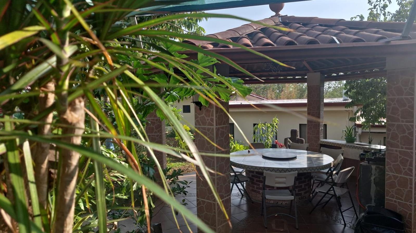 Villa Garita Inn Екстериор снимка